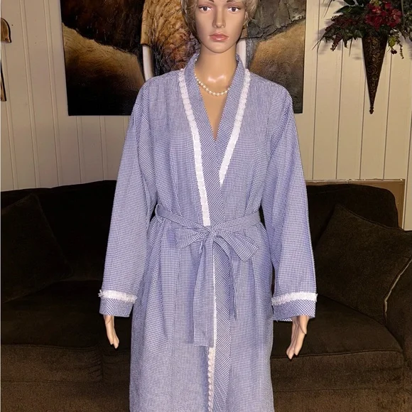 Eileen West • Large • Blue & White • Checkered • Floral • Embroidery • Robe